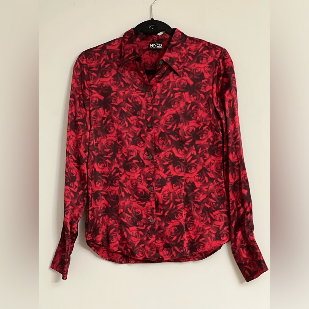 New York & Company Red Floral Button Down Shirt